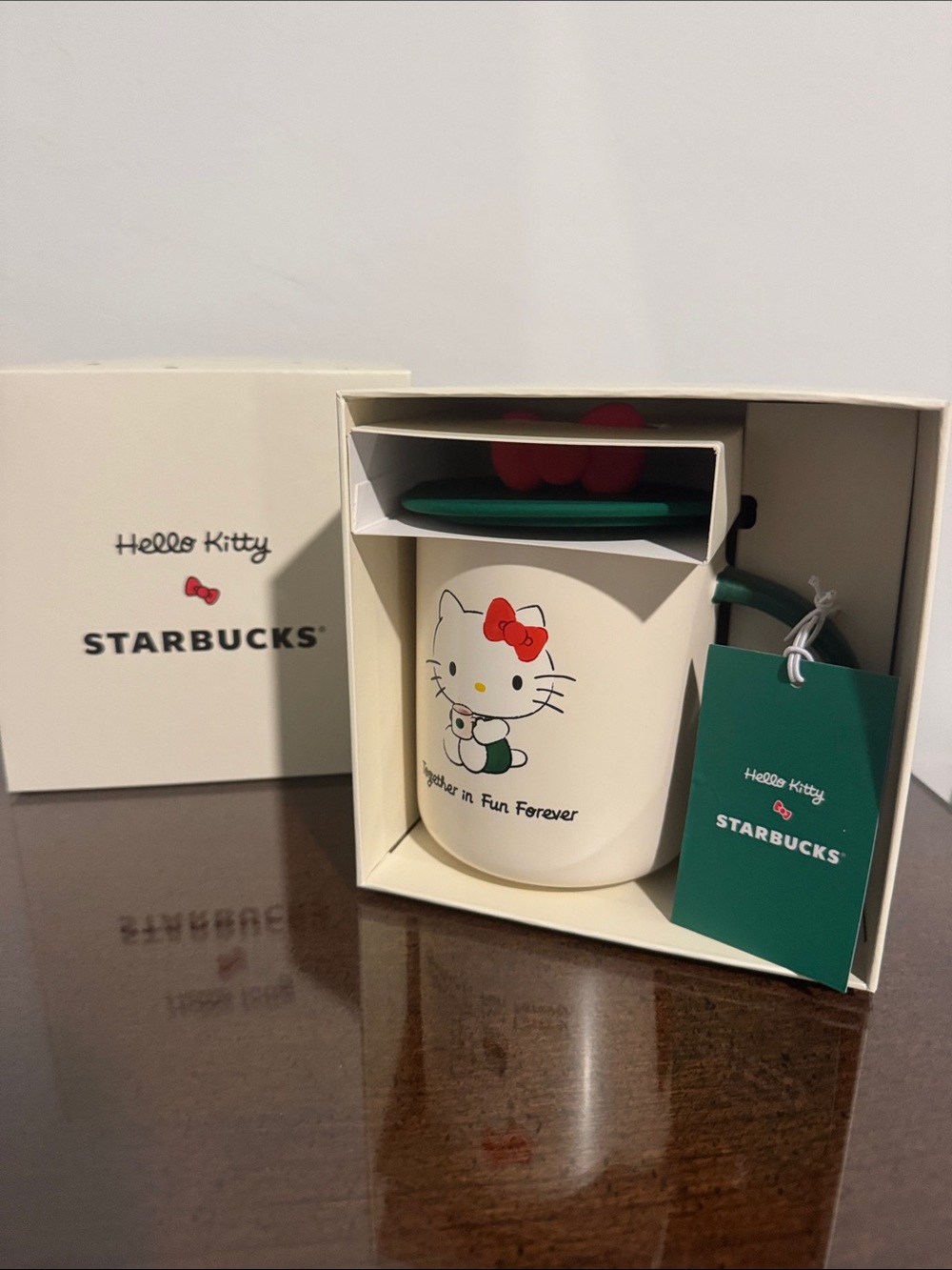 NIB Hello Kitty x Starbucks Limited 50th Anniversary Ceramic Mug with Lid NEW